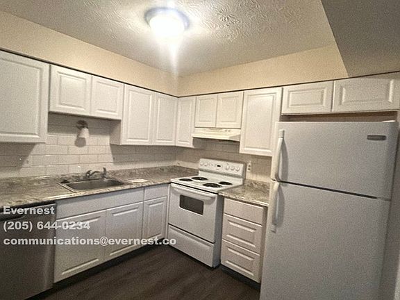 3rd image of 1450 Slade Ave APT 103