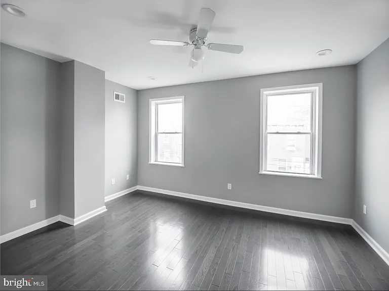 2220 Ellsworth St — Photo 11