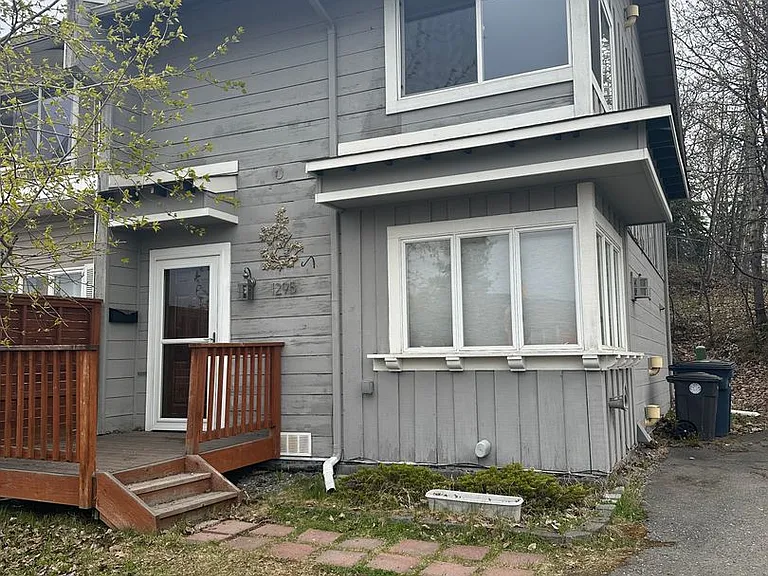1295 Elegante Ln — Photo 1