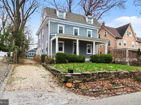 633 Walnut Ln, Haverford, PA 19041