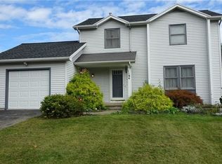 118 Doewood Ln, Rochester, NY 14606