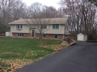 66 Fawn Hill Rd, Shelton, CT 06484