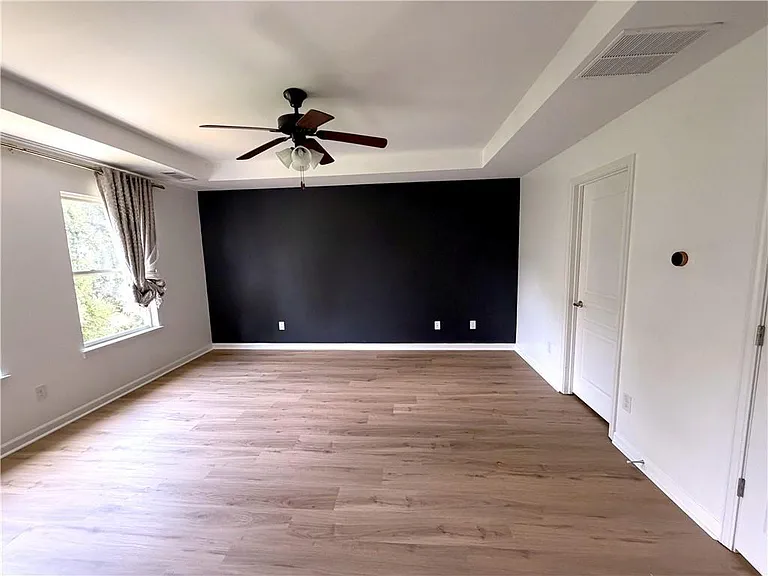 2160 Crestridge Trl NE — Photo 16