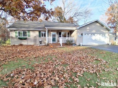 421 Charter Oak Pl, Dahinda, IL, 61428