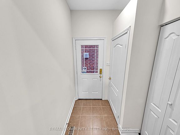 2nd image of 17 Rouge Bank Dr