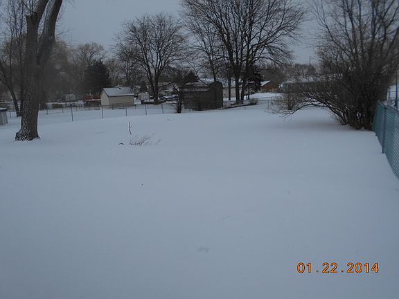 2nd image of 141 W Kennedy Dr