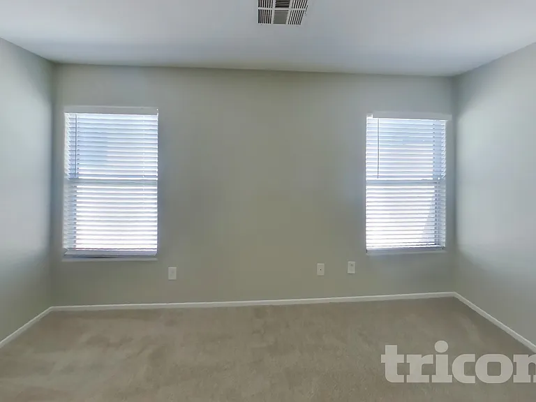 3144 McLennan Ave — Photo 7