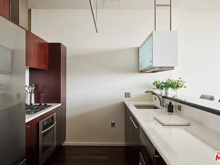 1155 S Grand Ave #1307 — Photo 9