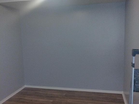 3rd image of 3102 Archwood Ave #104