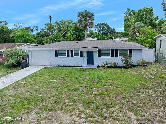 3rd image of 1045 Continental Dr
