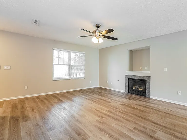 9202 Rhode Island Way — Photo 6