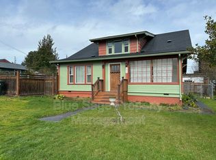 1011 W 11th St, Port Angeles, WA
