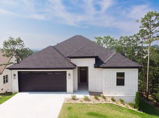 15 Basswood Ter, Maumelle, AR 72113