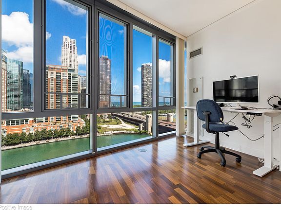 4th image of 450 E Waterside Dr #1010