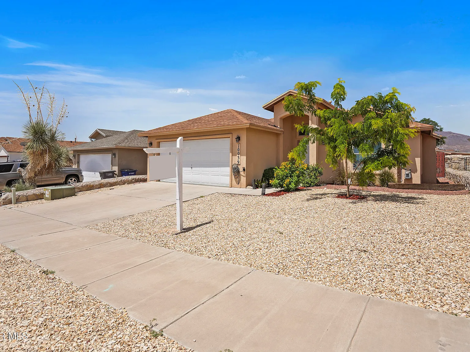 3 bed, 2.0 bath, 1551 sqft, $1,850 — Photo 2