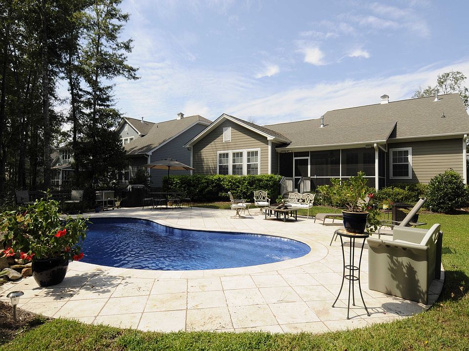 Private Pool!
