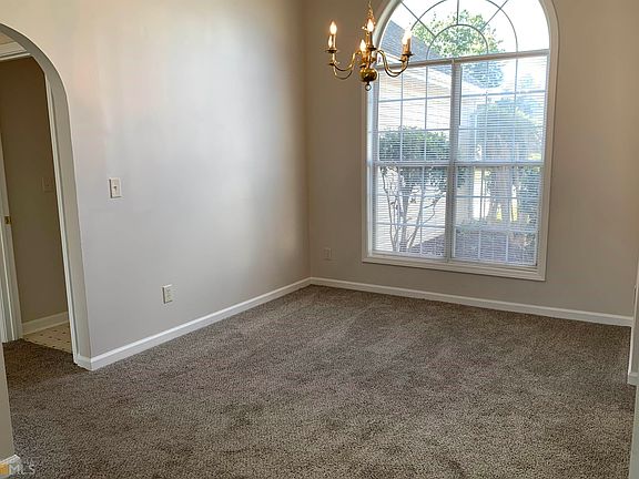 4th image of 3412 Summit Creek Ln