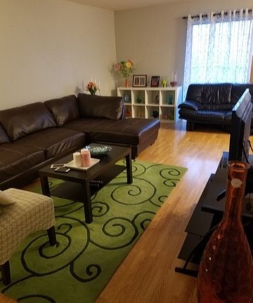 2nd image of 21 Kristin Dr Unit 525