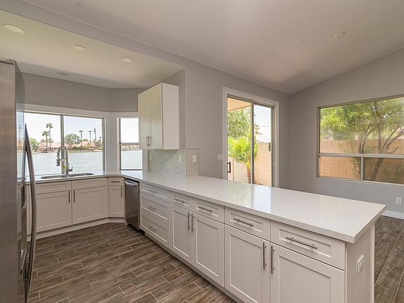 3rd image of 11107 W Ashland Way