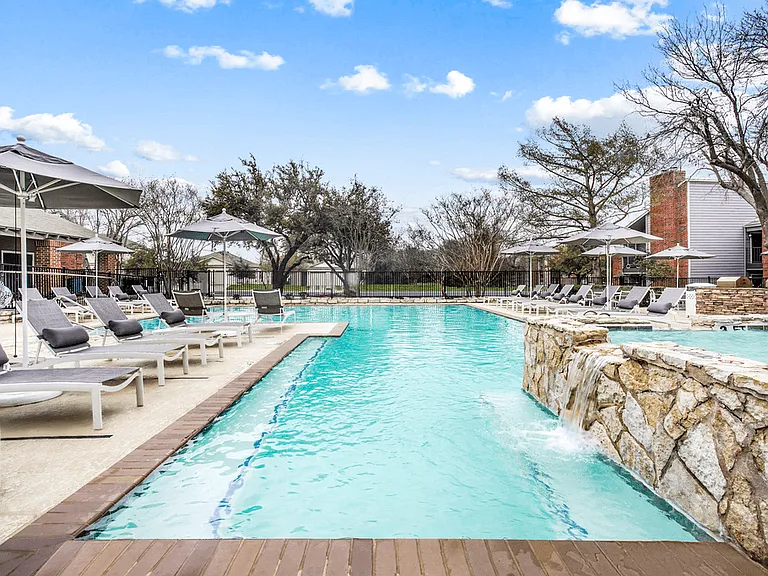 Landmark at Prescott Woods Apartment Homes — Photo 9