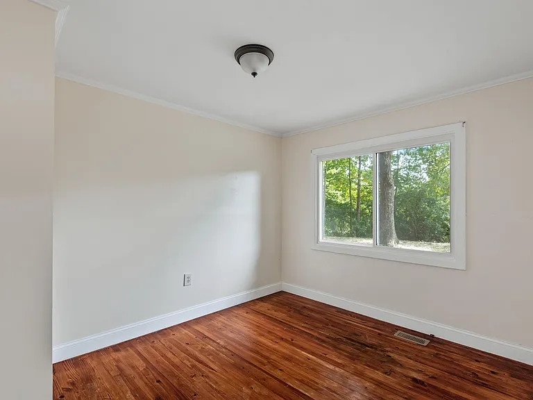113 Wakeman Ln — Photo 17