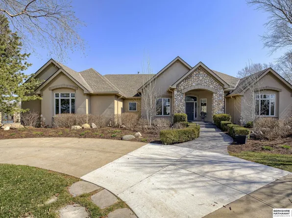 1925 Soren Dr, Blair, NE 68008