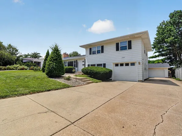 2140 Touchae St, Waterloo, IA 50702
