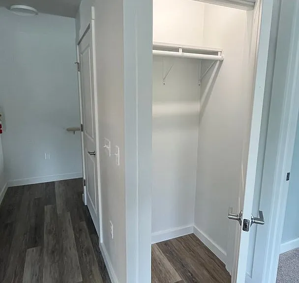 18 South St — Photo 8