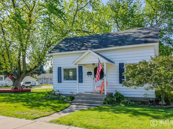 434 E Lincoln Ave, Zeeland, MI 49464