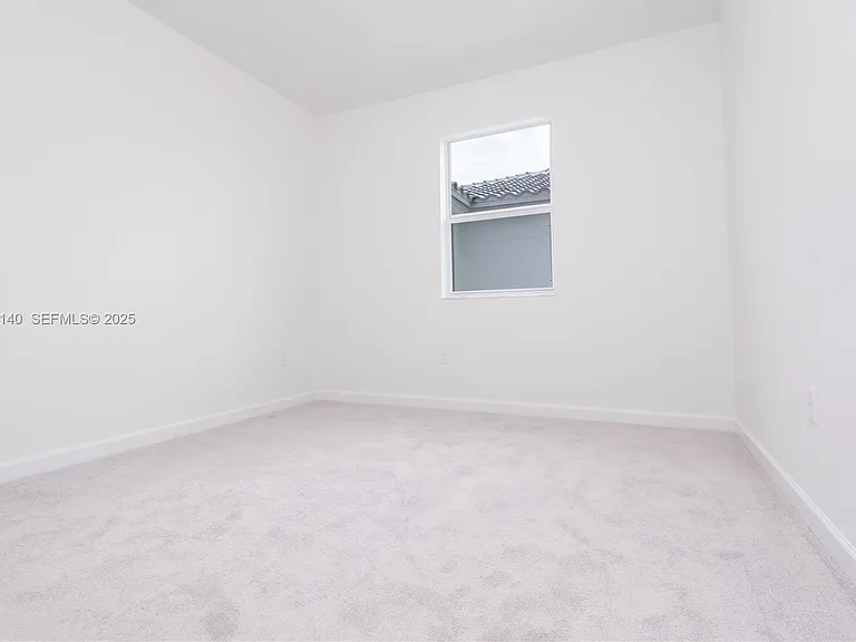 2636 SE 8th Ct — Photo 9
