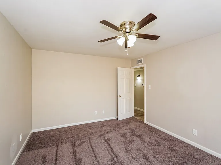 232 Sunset Dr — Photo 11