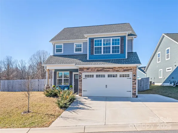 15 Montaugue St, Arden, NC 28704