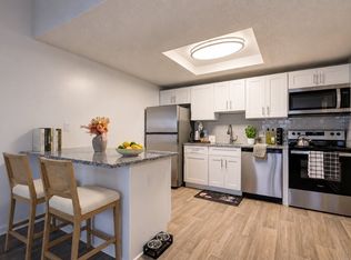 Ashgrove, Sterling Heights, MI 48313