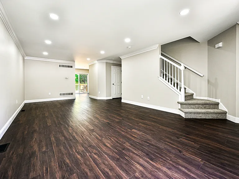 56 Horseshoe Dr — Photo 5