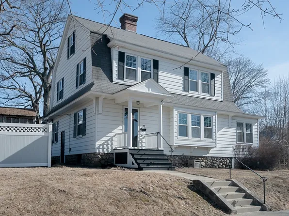 15 Brownell St, Worcester, MA 01602