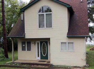 6270 Appleton Lake Rd, Brighton, MI 48116