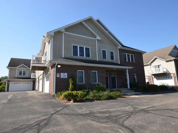 215 East Clay STREET #37, Whitewater, WI 53190