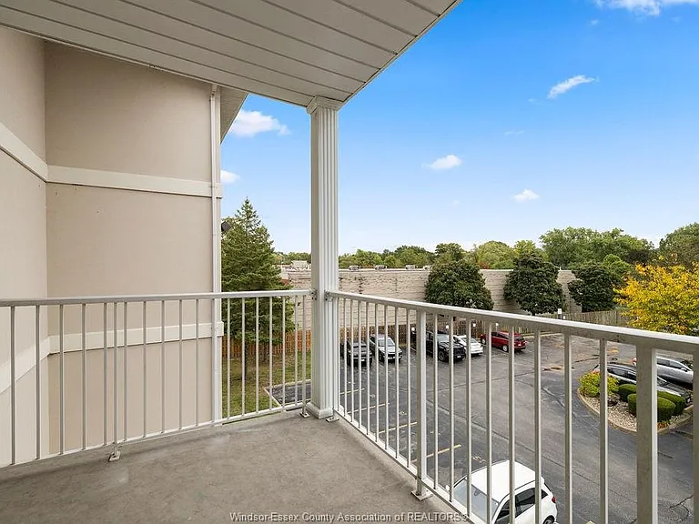 1535 Grand Marais Rd W #301 — Photo 20