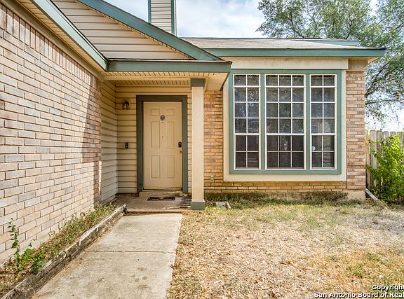 4th image of 7307 Beartrap Ln