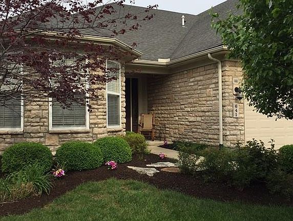 2nd image of 641 Mackenzie Ct