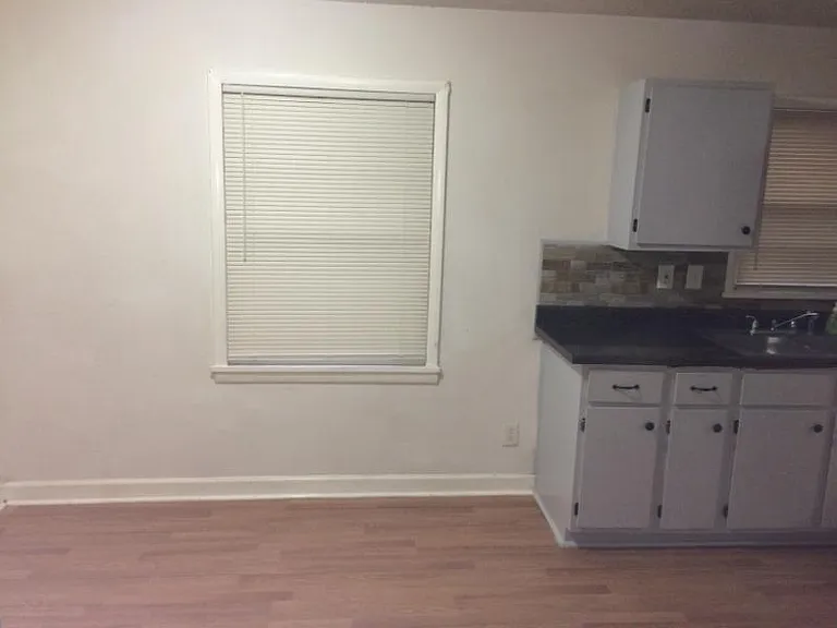 3466 Fairlane Dr NW — Photo 7