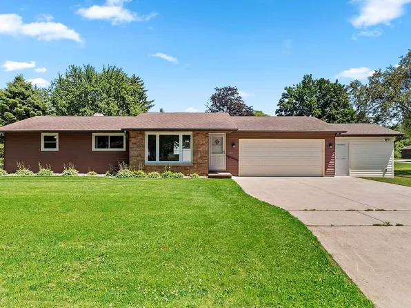 2365 Nicole Ann Cir, Green Bay, WI 54311