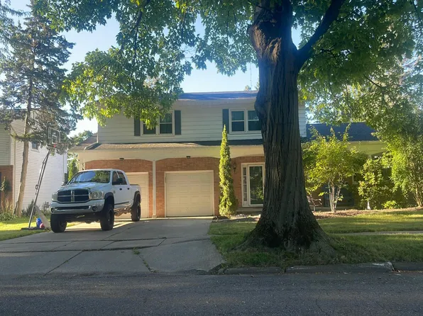 3425 Cambrey Dr, Lansing, MI 48906