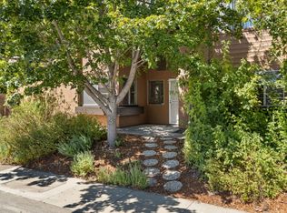 1 Binaca Ct, Sacramento, CA 95833