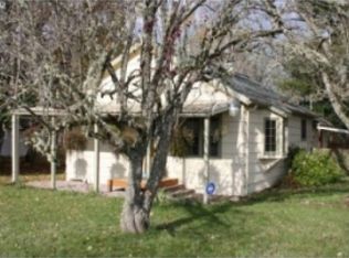 33761 Hampton Rd, Eugene, OR 97405