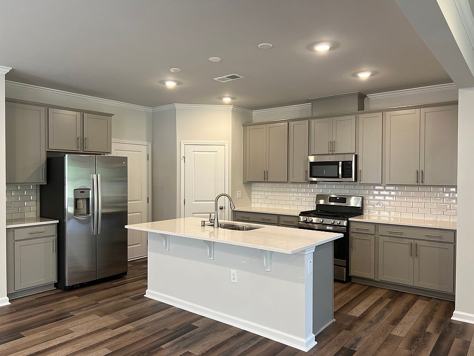 1st image of 3311 Soaring Elm Dr