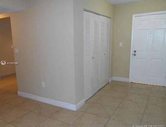 3rd image of 9363 Fontainebleau Blvd APT H104