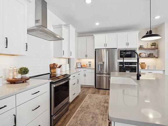 Kitchen with matte black hardware fixtures