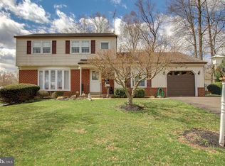 1530 Windmill Rd, Warminster, PA 18974