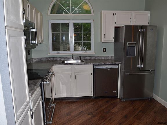 4th image of 611 Apex Ln